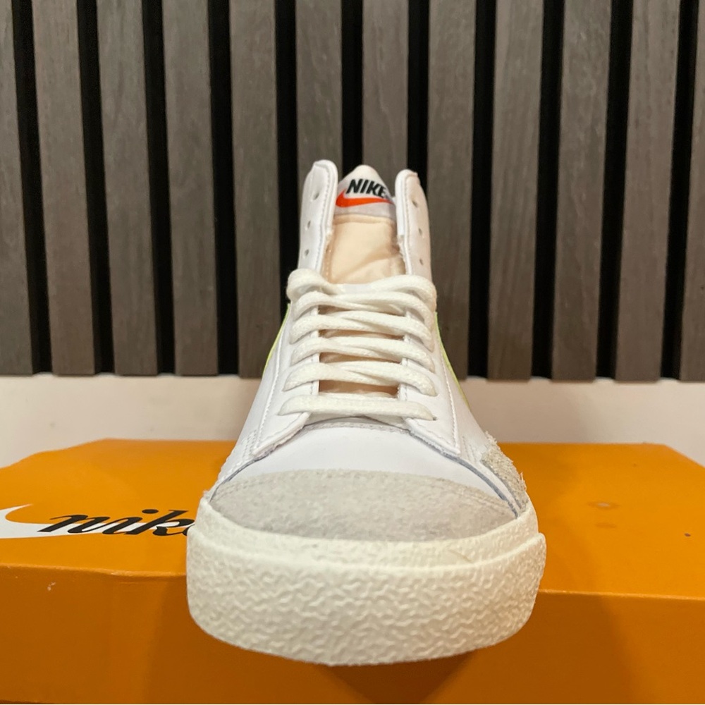 Nike Blazers Mid